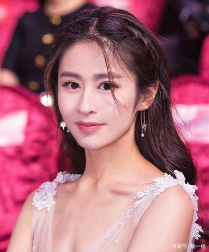 这个颖儿曾经被指责太胖,从140公斤到90公斤,美太离谱