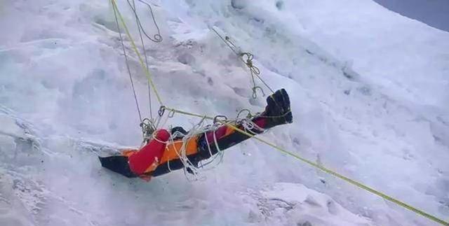 绿靴子睡美人和休息者已成珠峰路标为何不掩埋