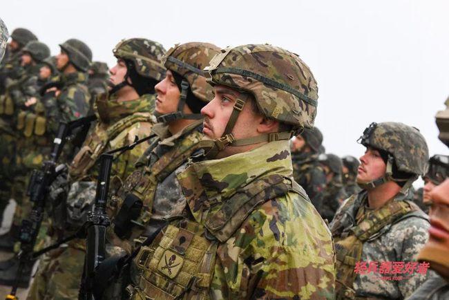 美国印第安纳陆军国民警卫队在斯洛伐克参加联合训练