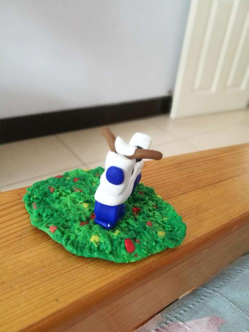 硕宝的陶泥作品.