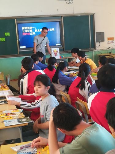 示范引领助成长—记赣州经开区蟠龙中学初中物理九年级公开课