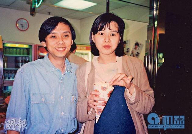 陈嘉上与前妻陈慧仪的婚姻只维持3年,育有两名子女.