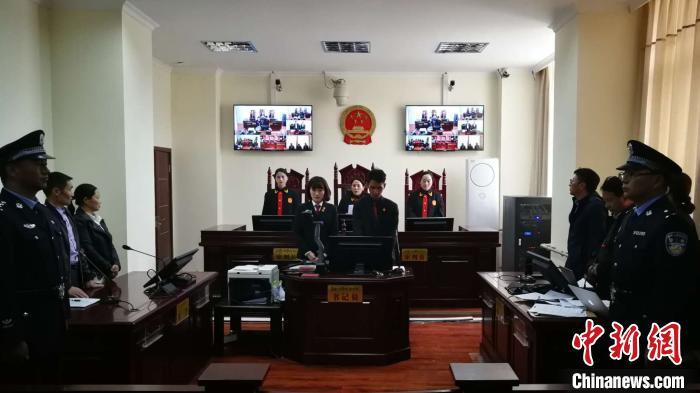 图为拉萨市中级人民法院行政审判庭庭审场景(资料图).