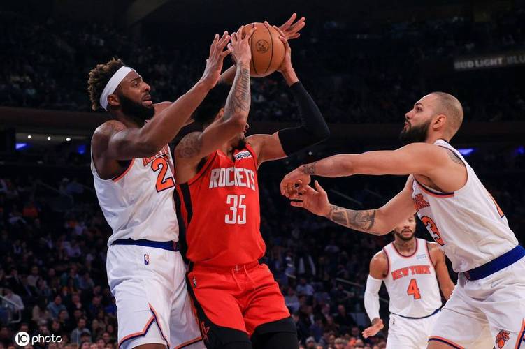 兰德尔16109伍德摘两双尼克斯5人上双胜火箭比分