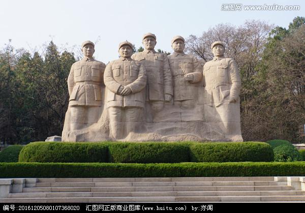 淮海战役雕塑 总前委雕塑