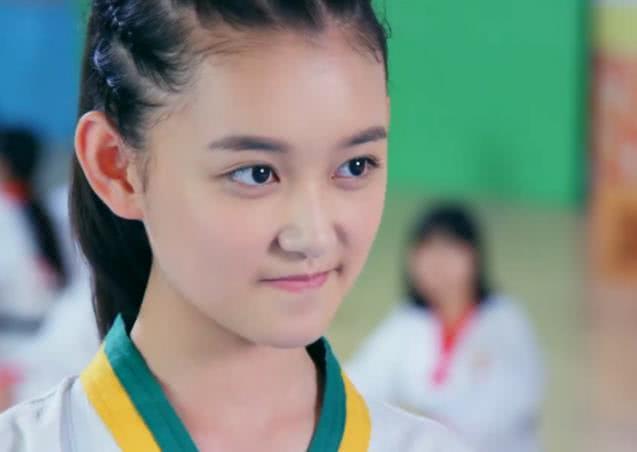 蒋依依,旋风少女,女明星,杨颖,中央戏剧学院