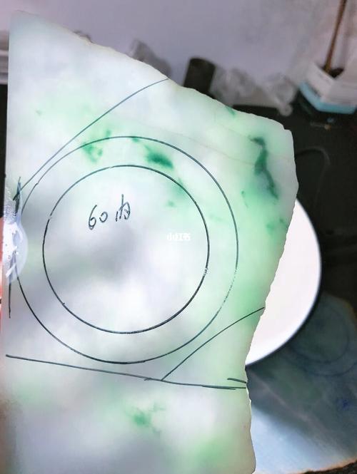 新品,清爽型飘花翡翠手镯板料_翡翠手镯_清爽型_时尚