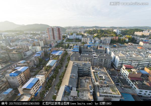 蓝天白云背景 岑巩 思州 贵州思州 白云飘 飘动 上空白云 新兴城区