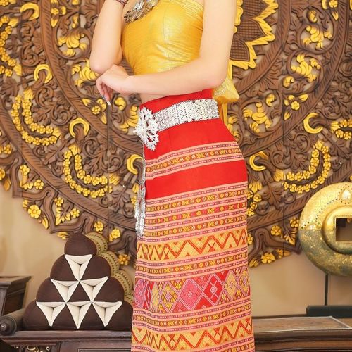 西双版纳傣族传统泼水节服装泰国裹胸修身民族服饰女傣装特色套装