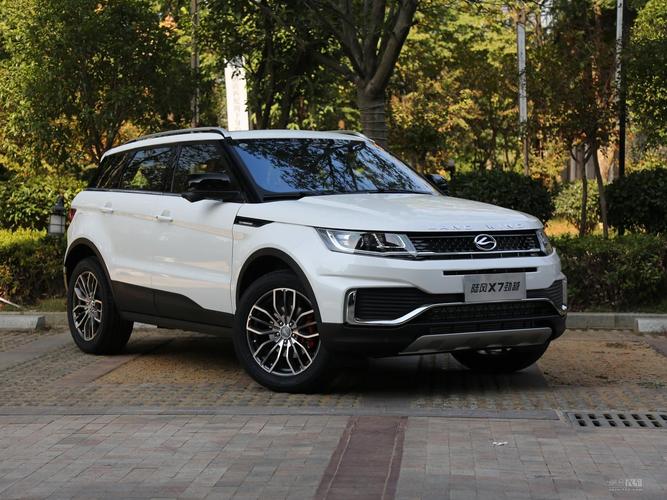 98万.相比起老款陆风x7不同的是,新车命名为x7劲越并