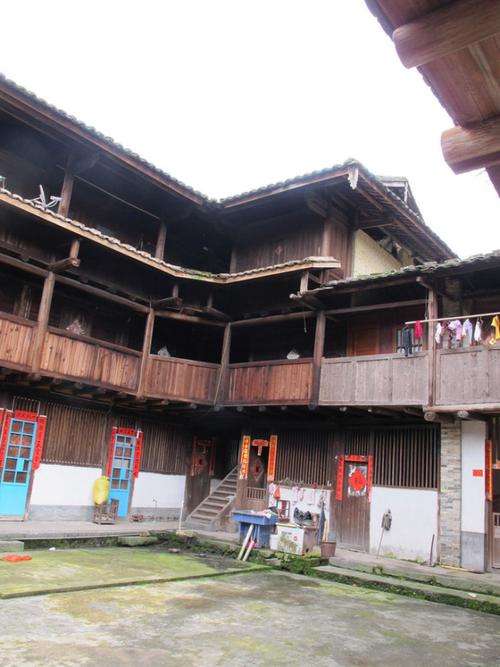 福建土楼,梅州围屋