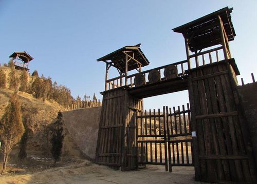 陇西红石寨土匪窝"擒狼"影视拍摄基地