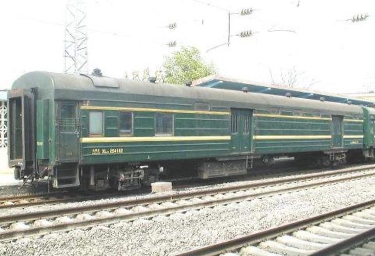 其它 中国铁路客运车厢简介 写美篇 yz25g型硬座车,定员118人.