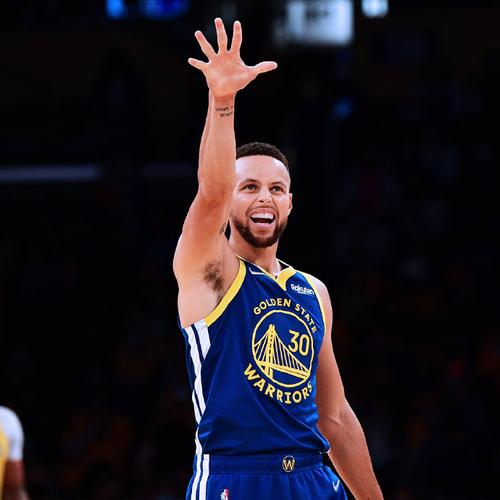 库里时隔五年再拿三双##勇士战胜湖人##nba新赛季2021