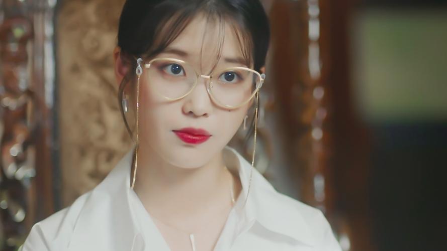 iu李知恩|张满月 cr.甜心奶泡126 - 堆糖,美图壁纸