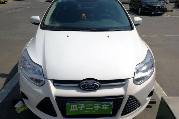 福特 福克斯 2012款 三厢 1.6l 自动舒适型