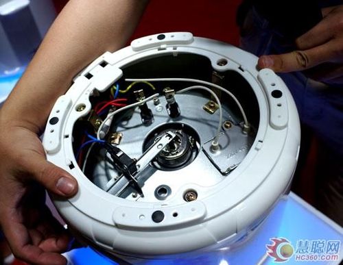 威格仕电饭煲内部特写