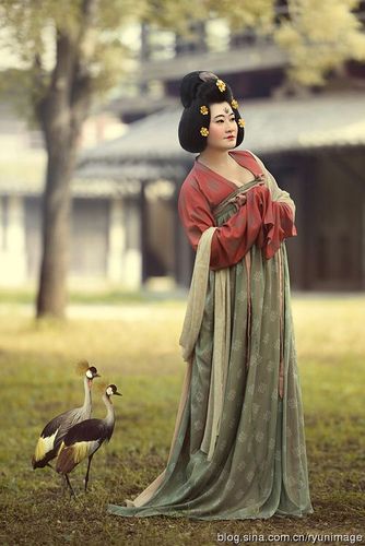 唐仕女