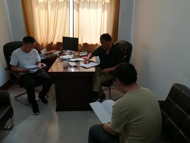 中共林州市服务公司支部委员会第二党小组六月份会议图片记录