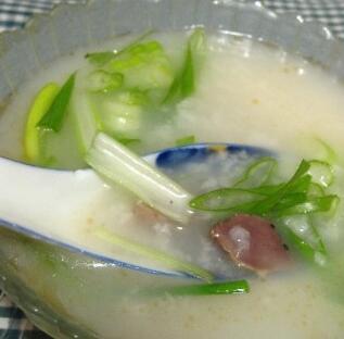 腊鸡胗煲粥