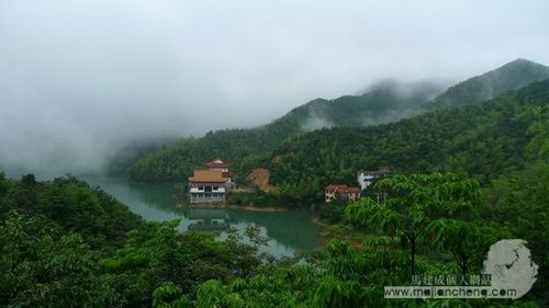[转载]雾绕青山-湖南浏阳道吾山