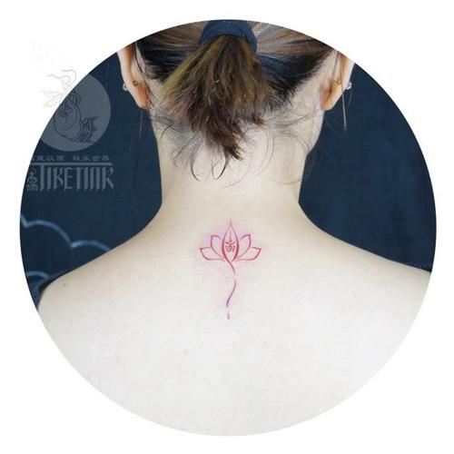 10张好看漂亮的莲花纹身图案(2/10)