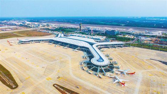 海口美兰机场二期空港门户连五洲