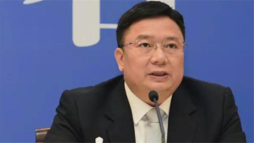 广东省政府原副秘书长曹达华被双开被批贪婪自私腐化堕落