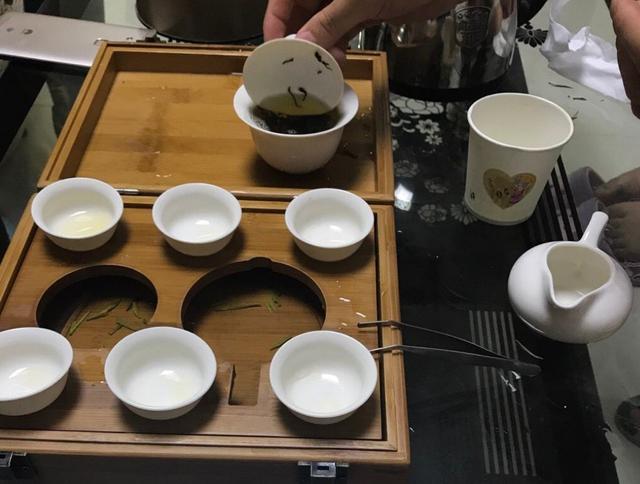 长期喝茶的人和不喝茶的人有什么差距?看完也许你就会