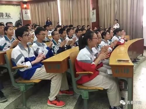 考前减压系列活动走进昆阳三中
