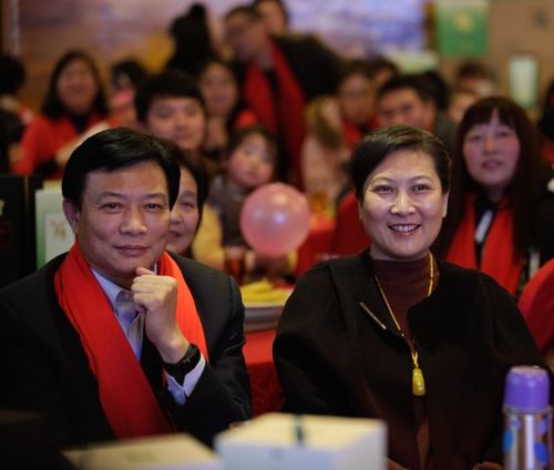 徐宏宁主席作了重要讲话,臧庆伦副主席作年会致辞,芮劲松副主席兼