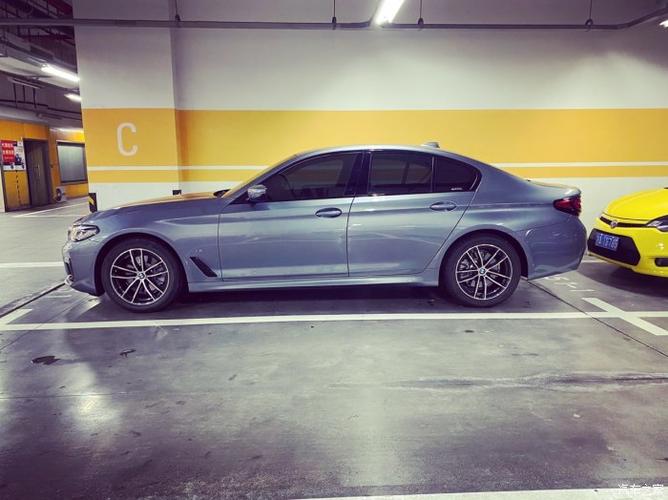 bmwthe5提车两周525i石青