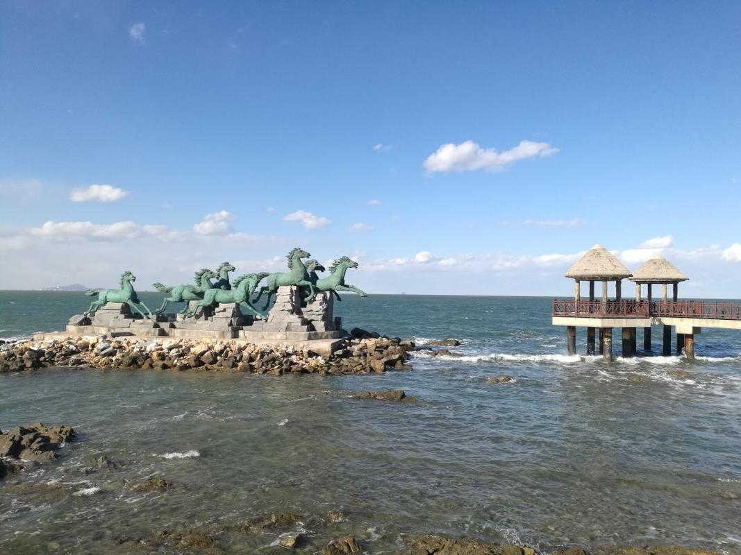 原创山东一处融体育,娱乐与海滨休闲度假于一体的综合性旅游胜地