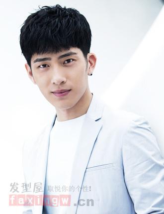 男人方脸发型设计