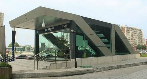 地铁3号线一期出入口雨蓬邀您来设计