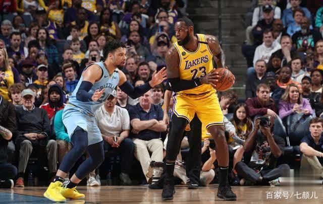 nba常规赛,灰熊主场108-95战胜湖人,湖人失误连连,三巨头不仅萎靡不振