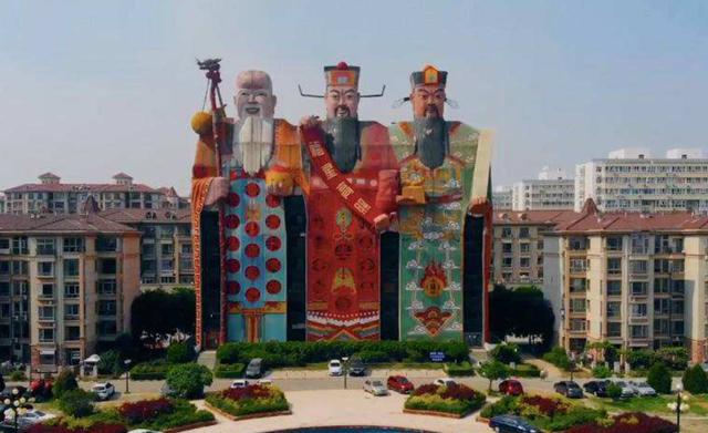 河北又一景点走红,外形由"福禄寿"三星彩塑,反遭网友吐槽