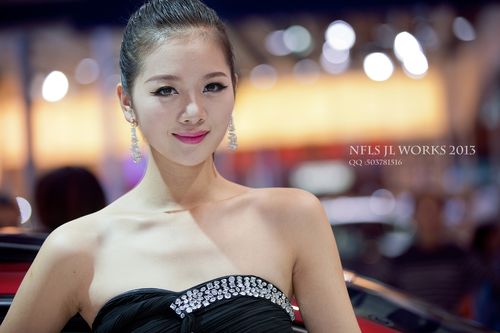 国模更美丽