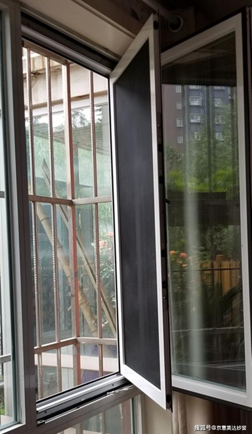 窗户不想用防盗网,安装金刚网防盗纱窗效果怎么样?