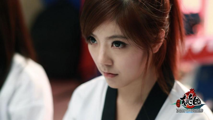 《桃园》主题电影女主角赵奕欢组图欣赏