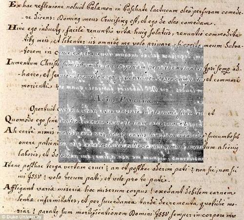 美国大学利用新技术令古代羊皮纸文字现原形