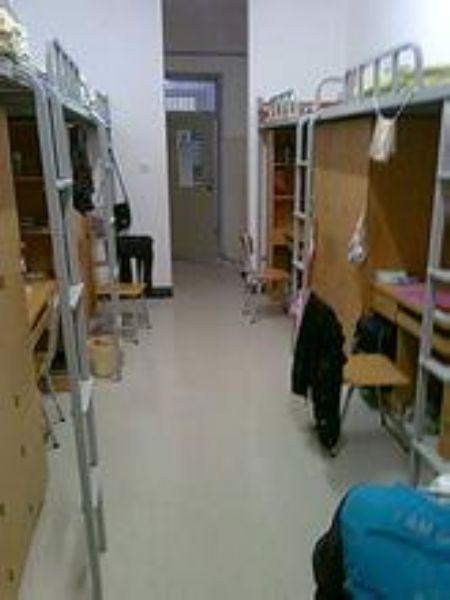 2020商丘师范学院宿舍条件好不好有空调否宿舍图片