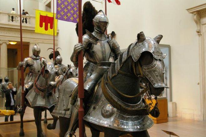 古董盔甲赏析【德国骑士盔甲  wbr>1548  wbr>纽伦堡】