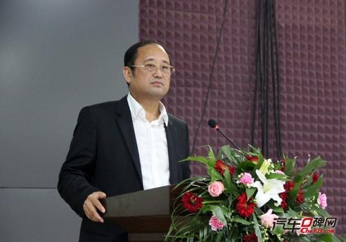 【宏达集团董事长,郑州宏达汽车进出口有限公司董事长 郭杰先生