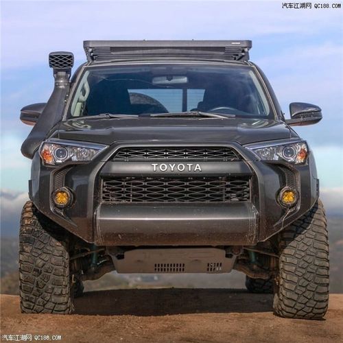 2018款丰田超霸4.0红色现车报价及图片