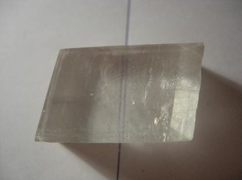 识别仿制水晶的7个简单方法