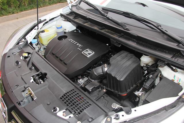 2016最新热卖车众泰z300新视界版全系爆降3万元