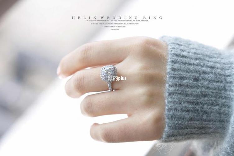 女生中指戴戒指的含义女人中指带戒指什么意思