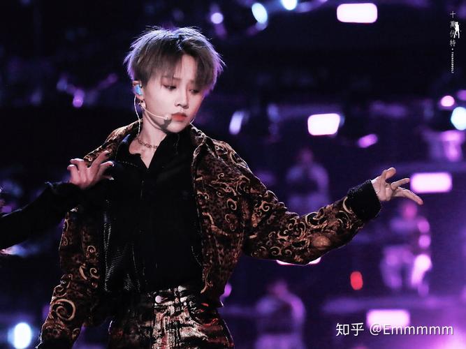 如何评价刘雨昕在2021年江苏卫视跨年晚会的表现