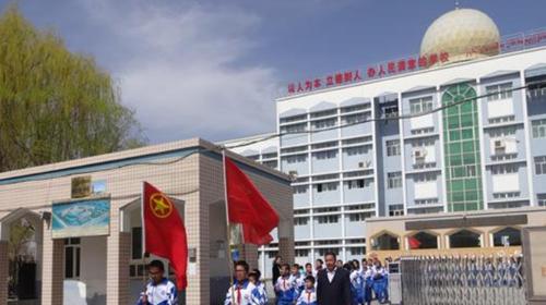 新疆哈密市这四所重点中学,师资力量雄厚,教学经验丰富!